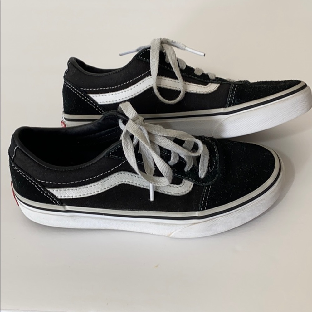 Vans Kids Old Skool Sneakers Sz 3